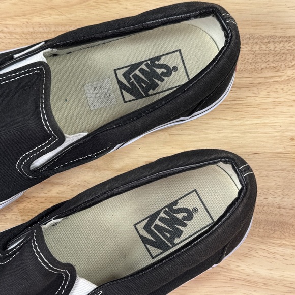 Vans Classic Slip On Low Top Sneakers Black Size 8.5 Men 10 Women - Picture 8 of 10